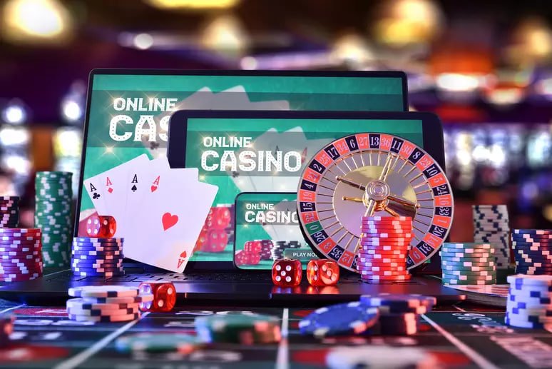 Bangladesh readers checking Aztec Gems Slots content on bdt 150